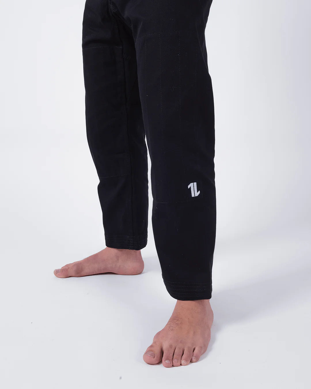 Kingz BJJ Gi The One black incl. White Belt
